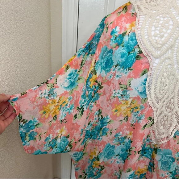Liberty Love Pink Floral Kimono, Large - Picture 10 of 11